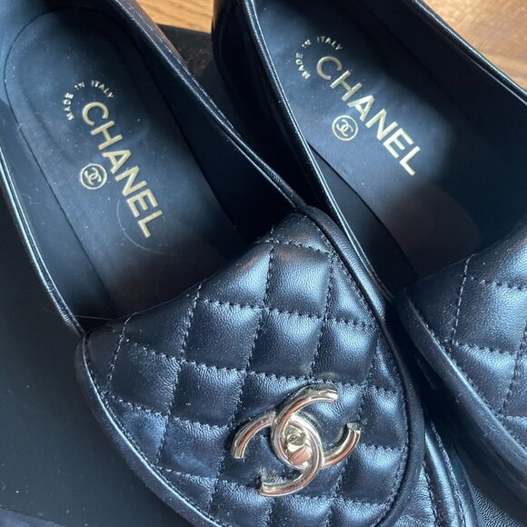 Chanel Quilted Moccasins in Black size 40 - Picture 3 of 10